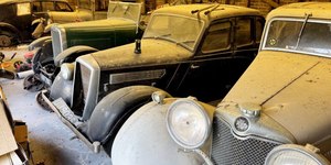 Carro raro achado em celeiro é vendido por R$ 420 mil