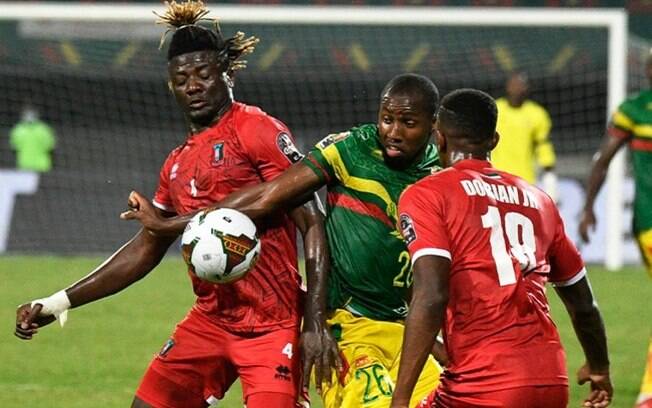 Guiné-Equatorial bate Mali nos pênaltis e vai às quartas da Copa Africana de Nações
