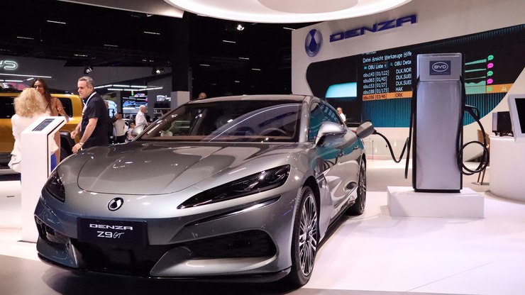 Denza Z9 GT estreia no Brasil em 2026 com preço de R$ 650 mil