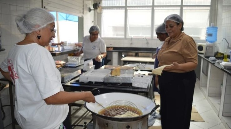 Deu vontade de comer pastel? Aproveite também para fazer o bem