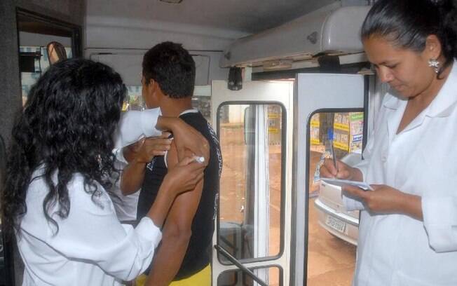Orientação do governo de Minas Gerais é para que a população fique atenta ao calendário de vacinação contra a doença