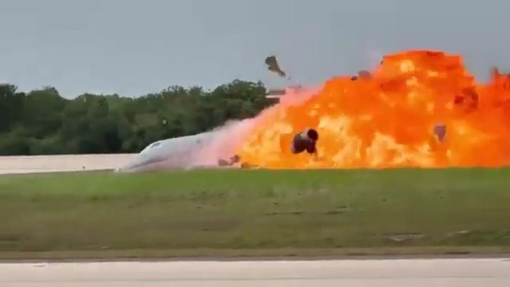 Duas pessoas morrem após queda de avião na República Dominicana