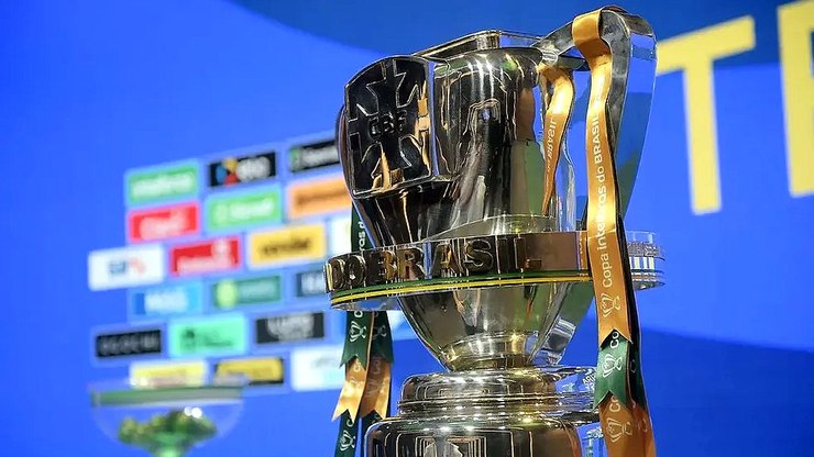 Globo apresenta proposta para manter direitos da Copa do Brasil