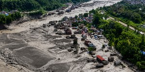 Nepal: mais de 330 mortos e mil desaparecidos
