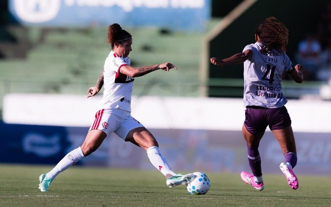 São Paulo soube administrar a vantagem e voltou a vencer o Flamengo na semi do Brasileirão Feminino