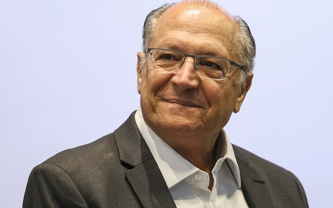 Alckmin diz que reforma tributária vai impulsionar o setor industrial nacional