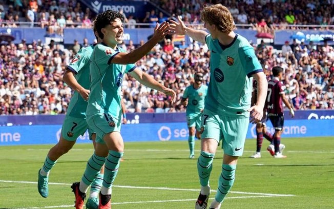 Lamine Yamal marca duas vezes na vitória fora de casa do Barcelona sobre o Levante