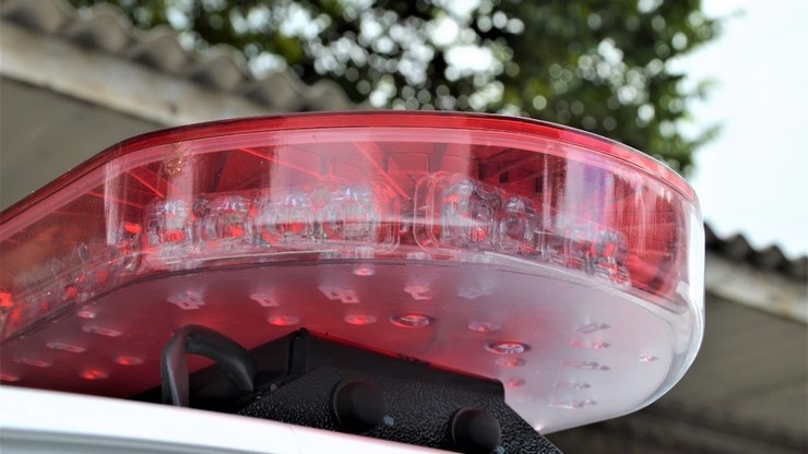 Homem é flagrado com dezenas de sacos de laranja furtados de fazenda na região