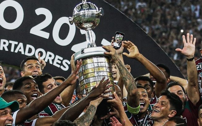 Comentaristas da TV Globo celebram título inédito do Fluminense na CONMEBOL Libertadores