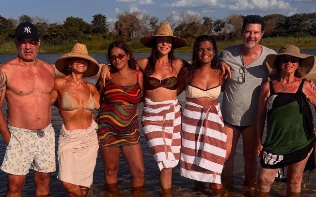 Ivete Sangalo posa de biquíni na Bahia e fãs apontam indireta para ex