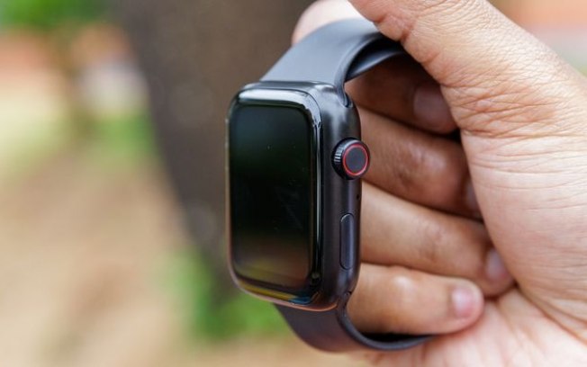 i8 Pro Max | Testamos o “clone” de R$ 20 do Apple Watch