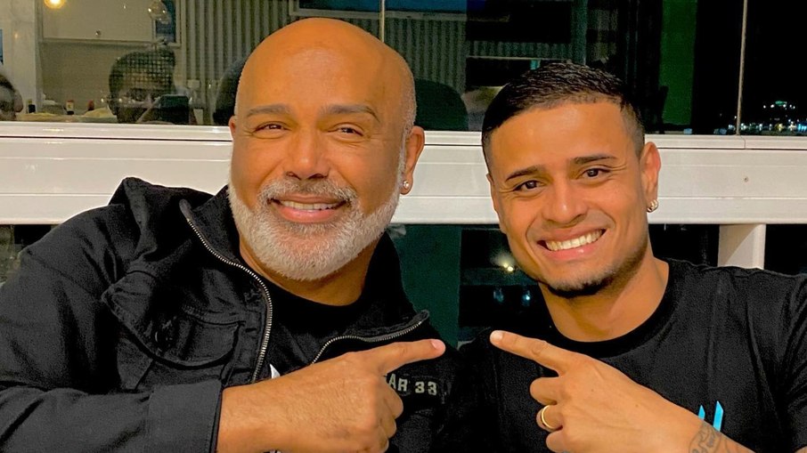 Rubro-negro, Rick registrou encontro com ex-atacante do Flamengo Éverton Rubro-negro, Rick registrou encontro com ex-atacante do Flamengo Éverton