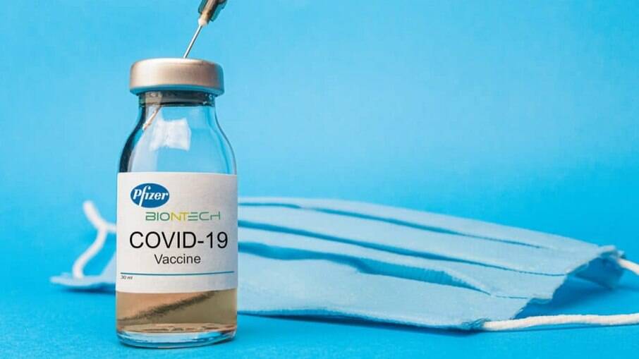 Covid-19: Anvisa pede à Pfizer dados de estudos sobre 3ª dose de vacina