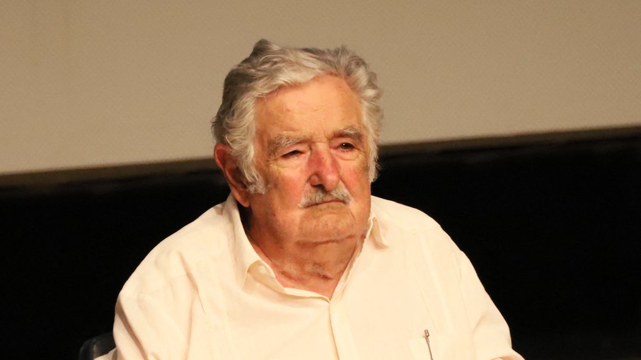 José Alberto Mujica Cordano, ex-presidente do Uruguai, revelou tumor nesta segunda-feira (29)