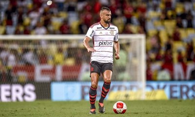Flamengo encaminha venda de Fabrício Bruno por valor astronômico
