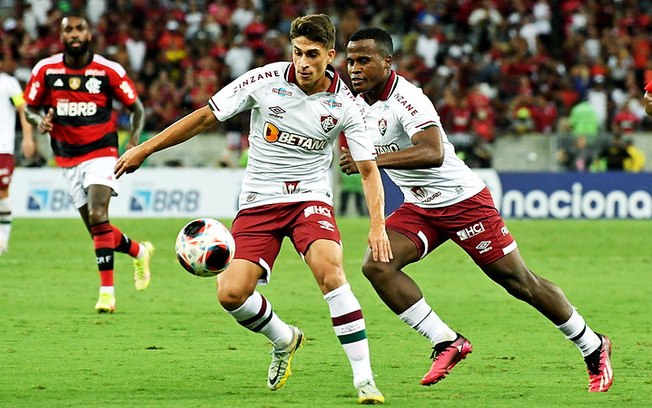 Diniz apresenta versão mais equilibrada do Fluminense no início de 2023