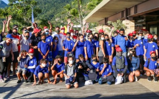 Regata Vela do Amanhã reúne meninos e meninas de 11 Escolas de Vela na 49ª Semana de Vela de Ilhabela