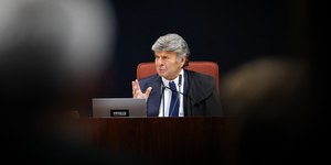 Fux livra maioria dos réus acusados por tentativa de golpe