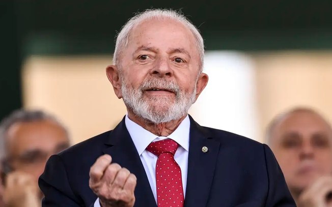Lula sanciona lei que proíbe 'todes' em documentos oficiais do governo