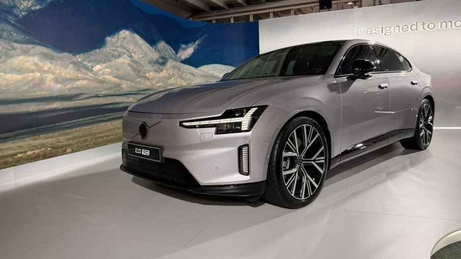 Volvo ES90