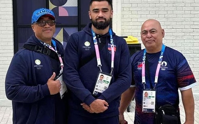 Treinador de boxe de Samoa morre na Vila Olímpica de Paris