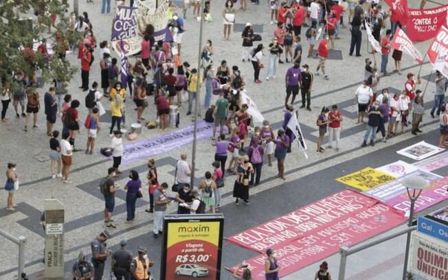 Manifestação no Centro marca o Dia da Mulher em Campinas