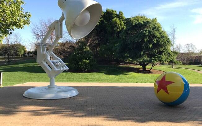 A Pixar Animation Studios fica localizada na cidade de Emeryville, na Califórnia, EUA