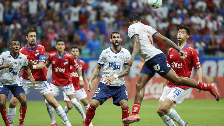 Bahia%20leva%20virada%20do%20Nacional%20na%20Fonte%20Nova%20pela%20Libertadores