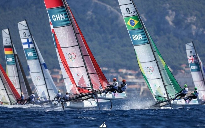 Vela em Paris-24: Dupla brasileira se classifica para a final do Nacra 17