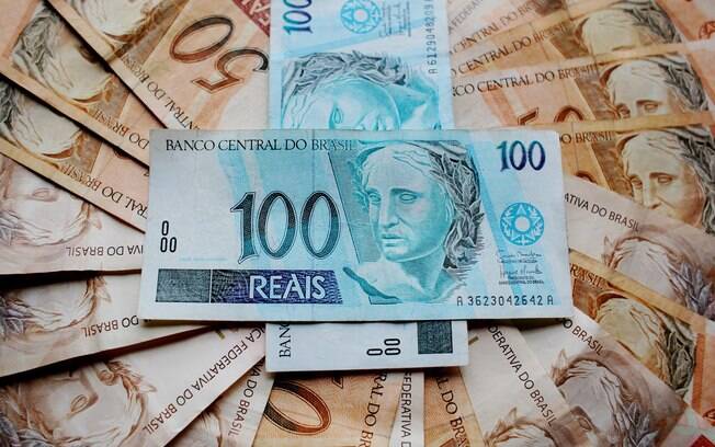 Salário mínimo deveria ter sido de R$ 4.021,39 em novembro, segundo o Dieese