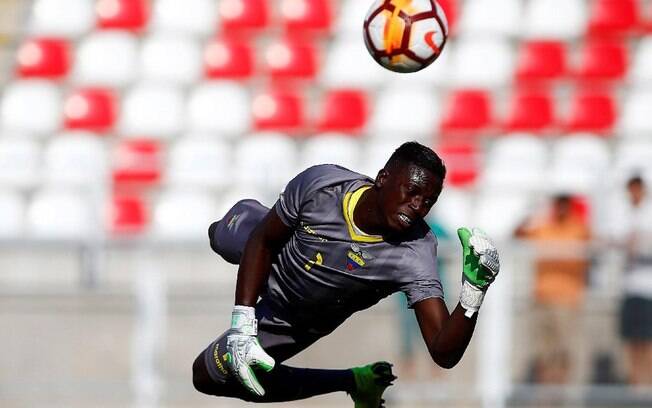 Moises Ramírez, goleiro do Equador, é um dos destaques do torneio