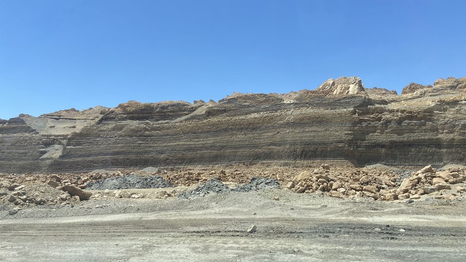 O Planalto de Abu-Tartur, no Egito, abriga depósitos de fosfato da Formação Duwi, onde foram encontrados os dentes fossilizados de lamniformes