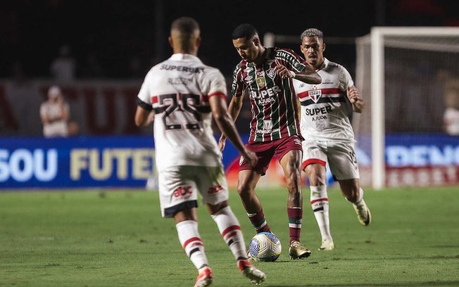 Fluminense, de Kauã Elias (foto), ficou de vez no Z-4 após derrota para o São Paulo