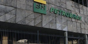 Petrobras eleva preço do querosene de aviação em 55%