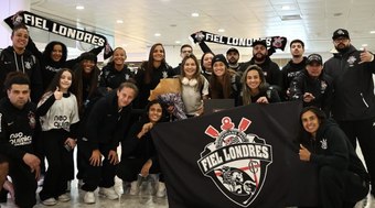 Fiel%20Londres%20recebe%20as%20Brabas%20do%20Tim%C3%A3o%20antes%20da%20Copa%20das%20Campe%C3%A3s%20