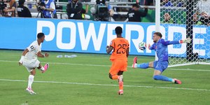 Com Memphis no banco, Holanda cai nos pênaltis para Marrocos