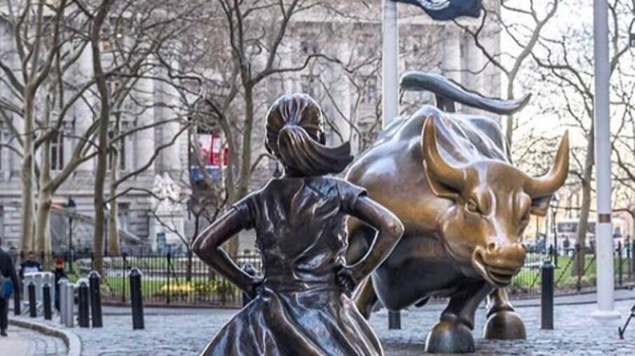 Por onde anda a menina destemida, estátua que desafiou o touro de Wall Street?