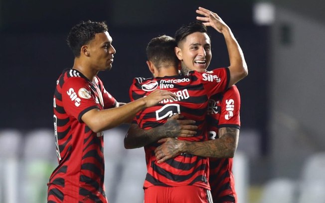 Flamengo recebe o Santos com a missão de entrar no G4 do Campeonato Brasileiro