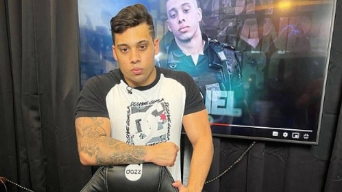 Gabriel monteiro comendo menina