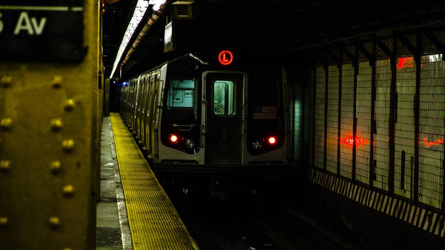 Em Nova York, preste atenção à cor e à letra do trem antes de entrar para não ir para lugar errado