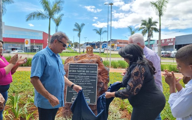 Sarzedo ganha praça estratégica na entrada da cidade