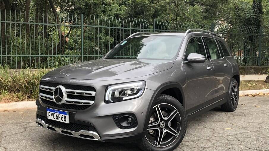 Mercedes-Benz GLB é um SUV intermediário de sete lugares com preço de modelo de entrada