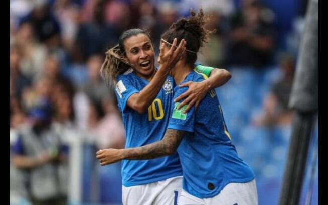 Marta e Cristiane marcaram os gols do Brasil contra a Austrália