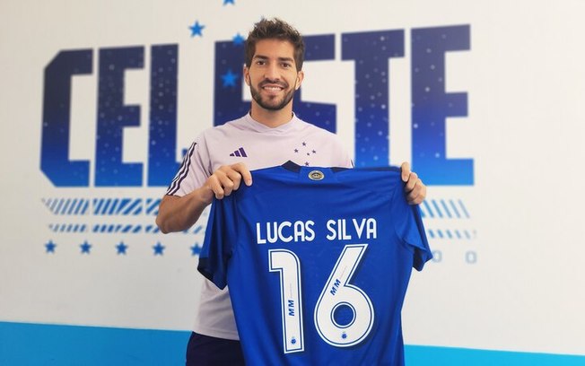 Lucas Silva vibra com retorno ao Cruzeiro: ‘Minha casa’