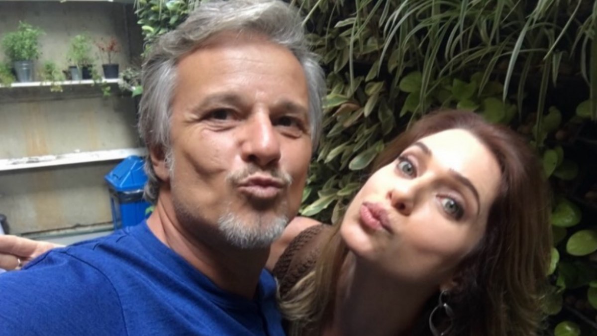 Leticia Spiller faz homenagem a Marcello Novaes: "Cara incrível"
