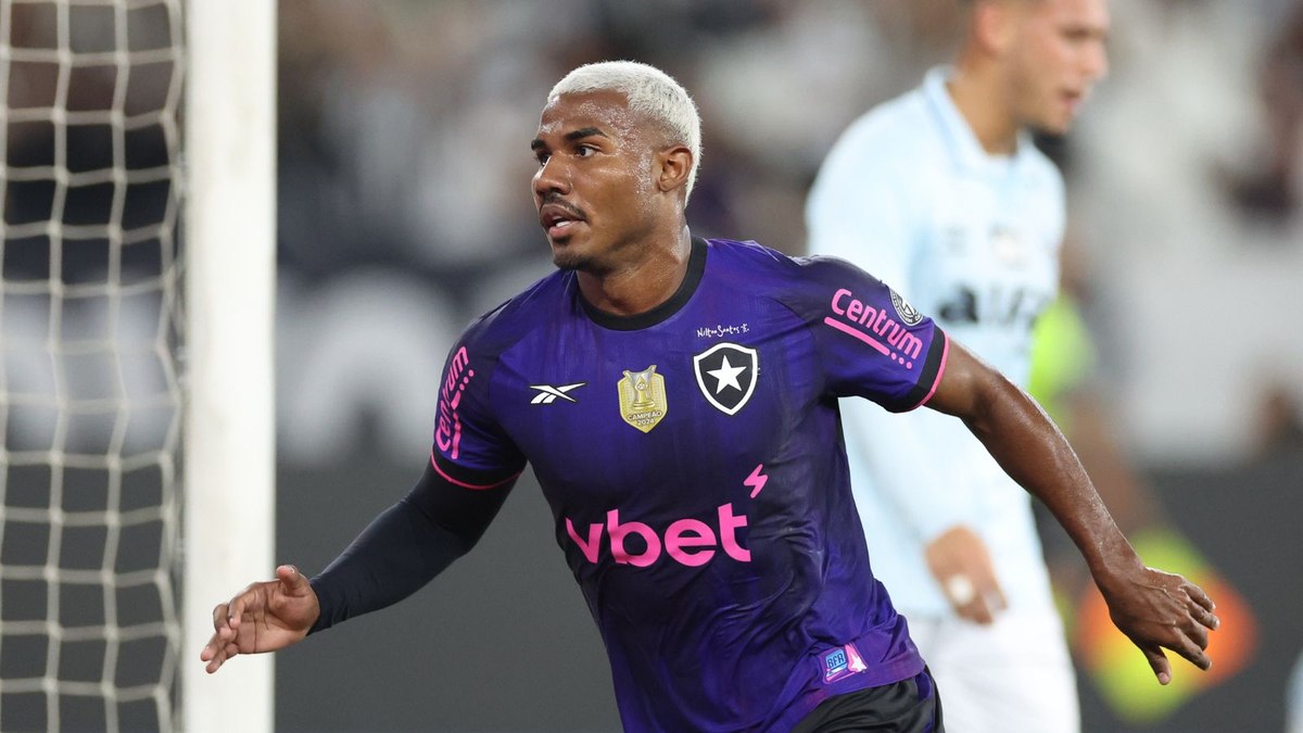 Cuiabano volta a marcar contra ex-time e Botafogo vence Grêmio