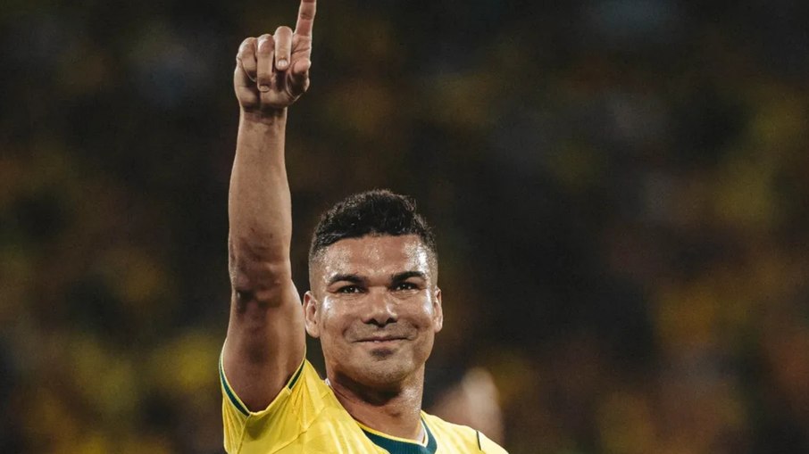Casemiro foi titular na estreia Casemiro foi titular na estreia
