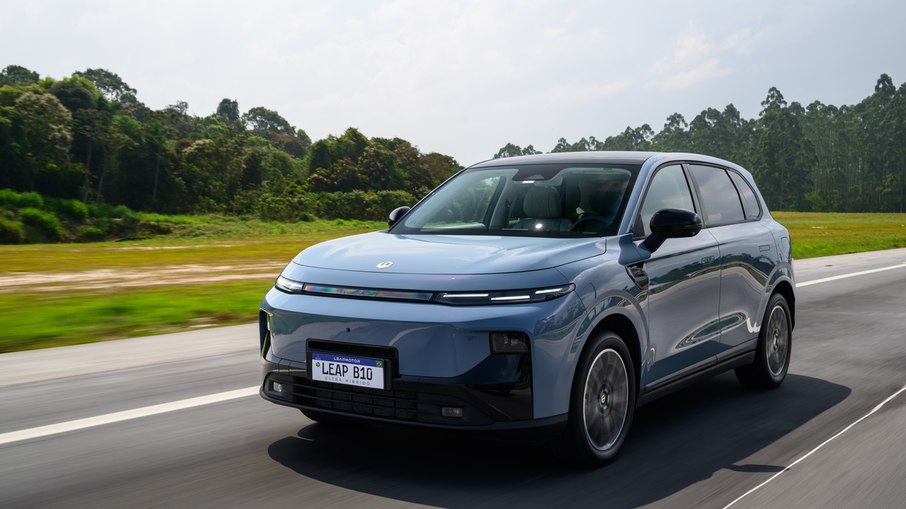 Com 218 cv e tração traseira, B10 REEV acelera de 0 a 100 km/h em 7,8 segundos, segundo a marca.