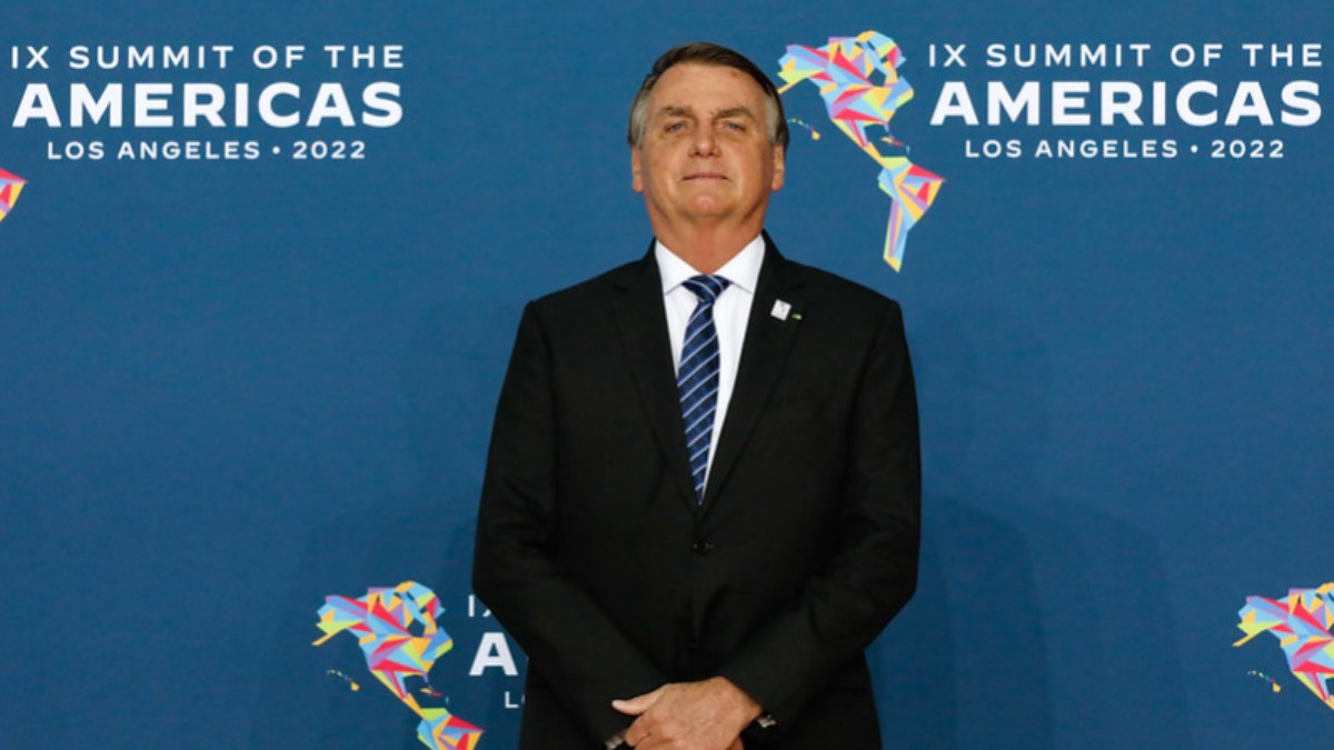 O presidente Jair Bolsonaro na IX Cúpula das Américas, em Los Angeles.