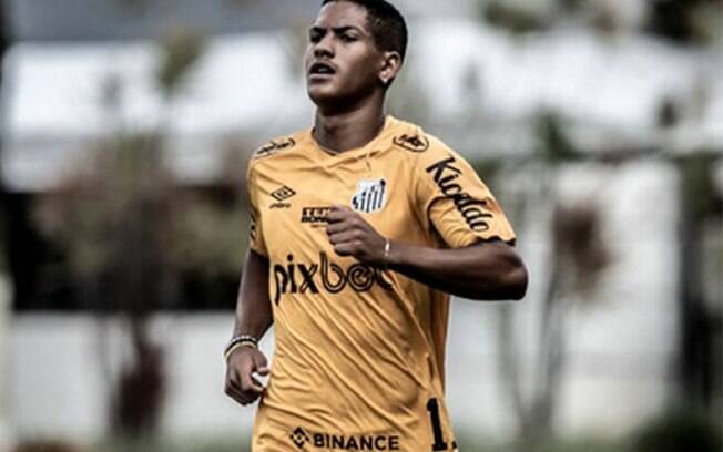 Ângelo tem lesão muscular e está fora do clássico contra o São Paulo